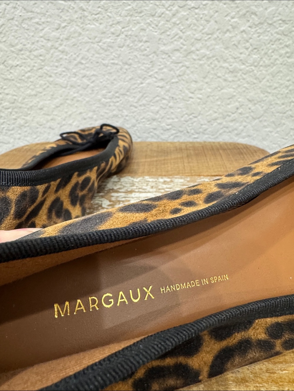 Margaux The Fonteyn Leopard Suede Ballet Flats Size 6.5W - Picture 8 of 9